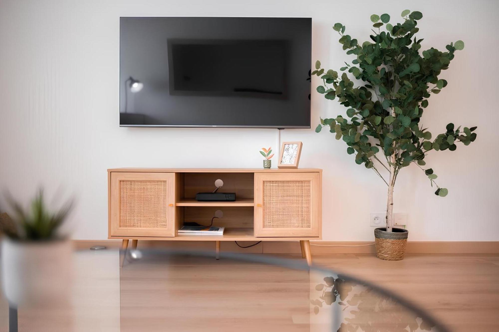 מנטון Cozy Appartement Plein Centre, Proche Gare/Plage מראה חיצוני תמונה