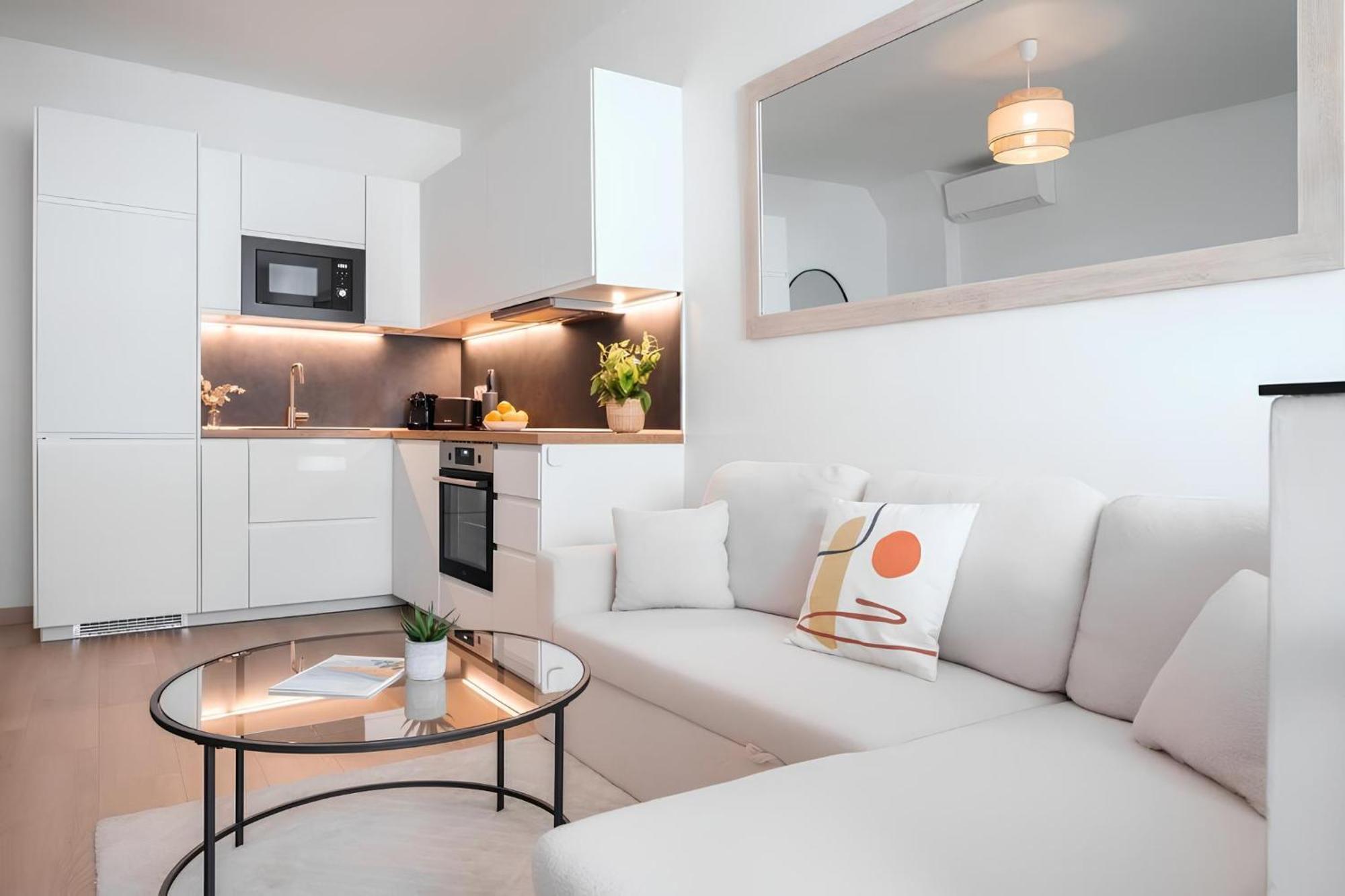 מנטון Cozy Appartement Plein Centre, Proche Gare/Plage מראה חיצוני תמונה