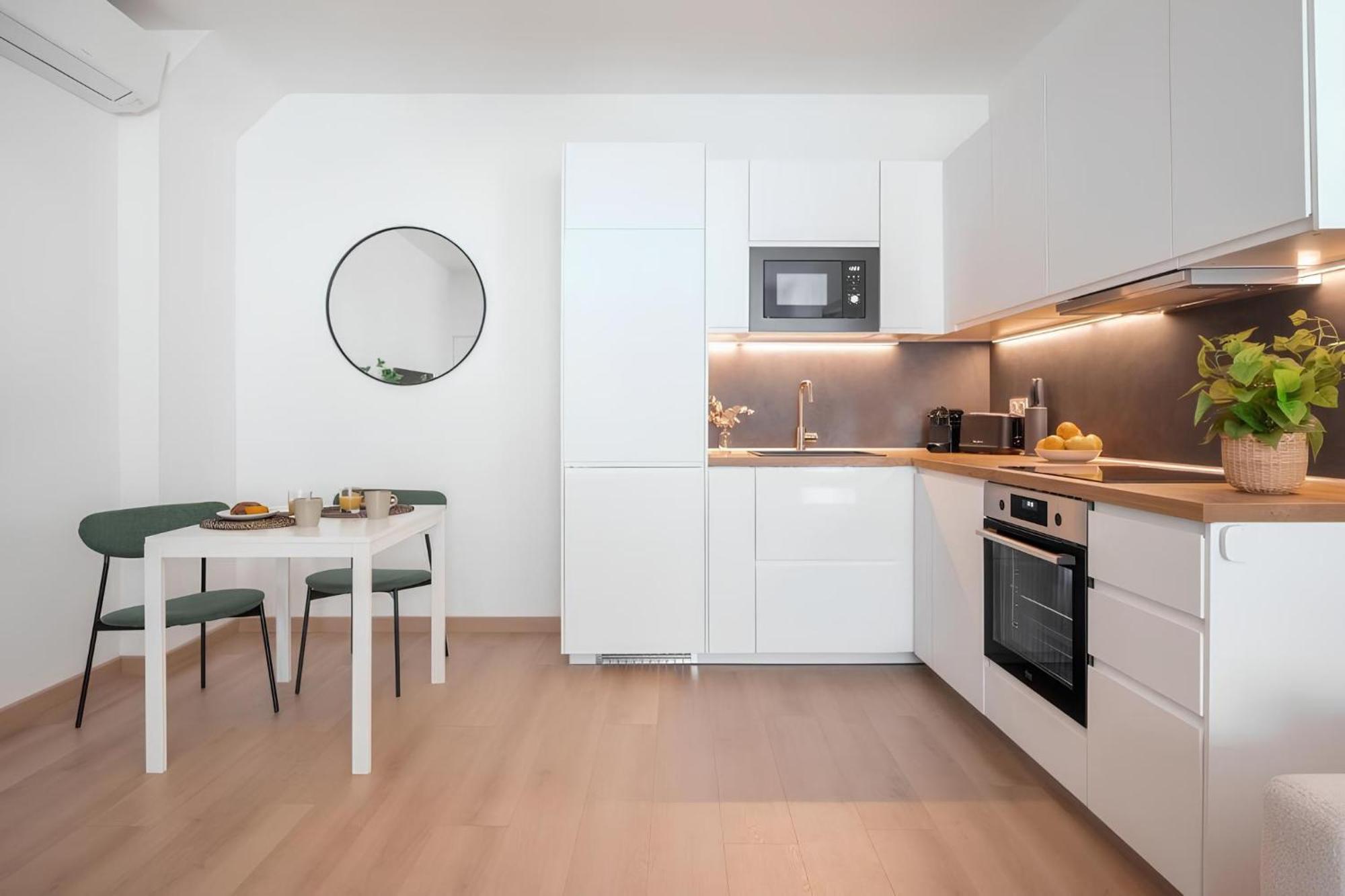 מנטון Cozy Appartement Plein Centre, Proche Gare/Plage מראה חיצוני תמונה